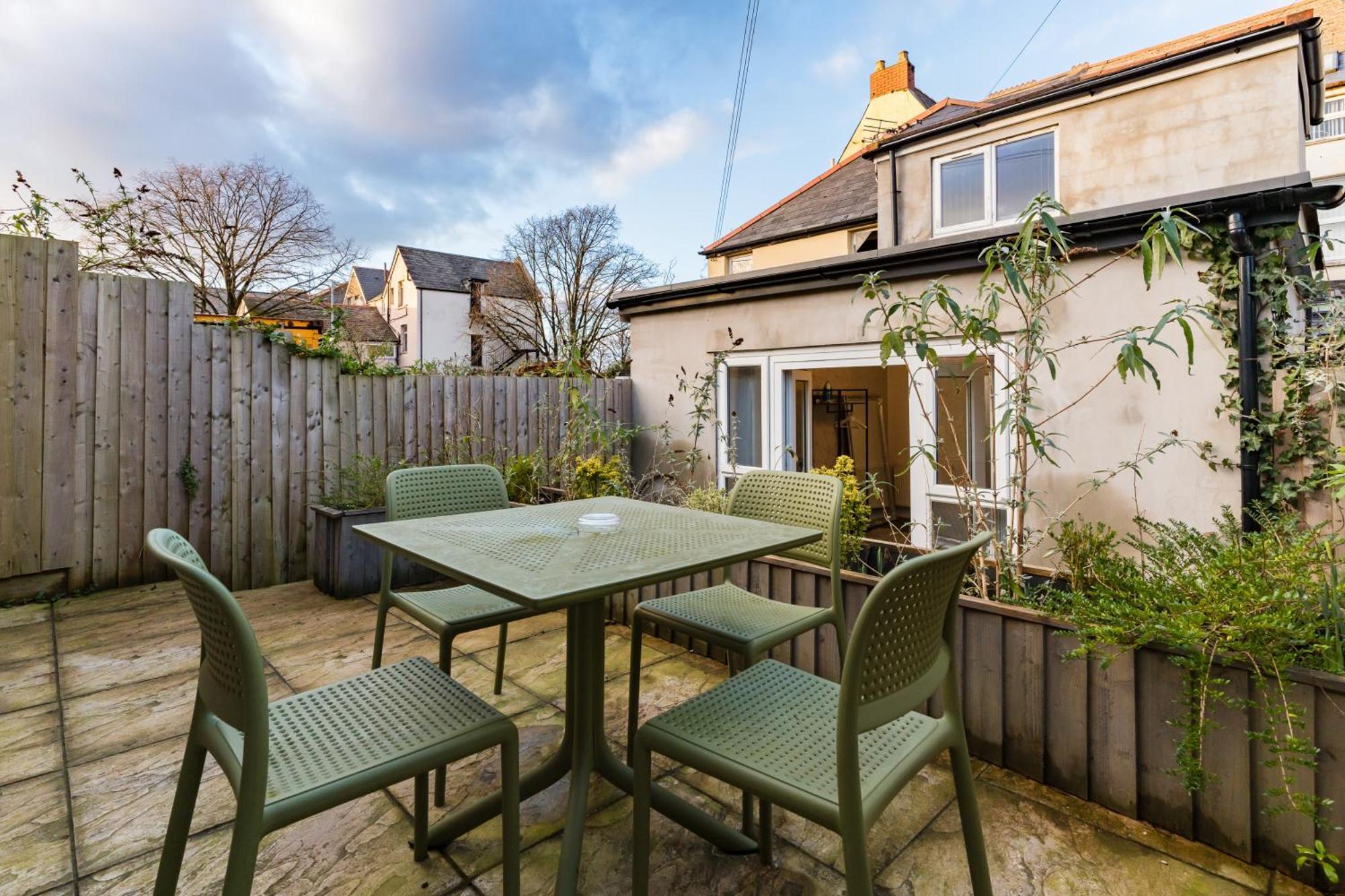 Nottage House Premier Apartments Cardiff Ngoại thất bức ảnh