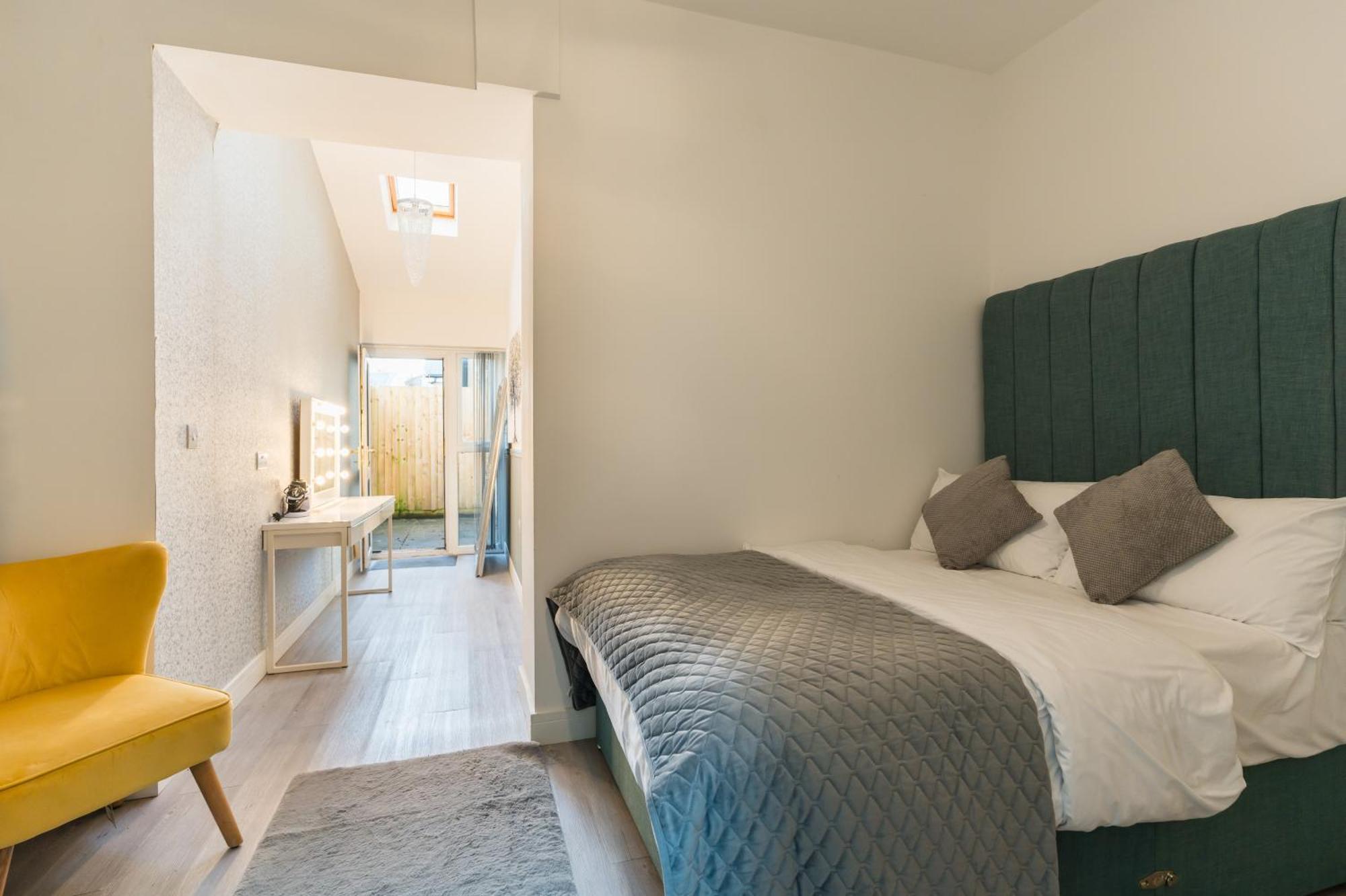 Nottage House Premier Apartments Cardiff Ngoại thất bức ảnh