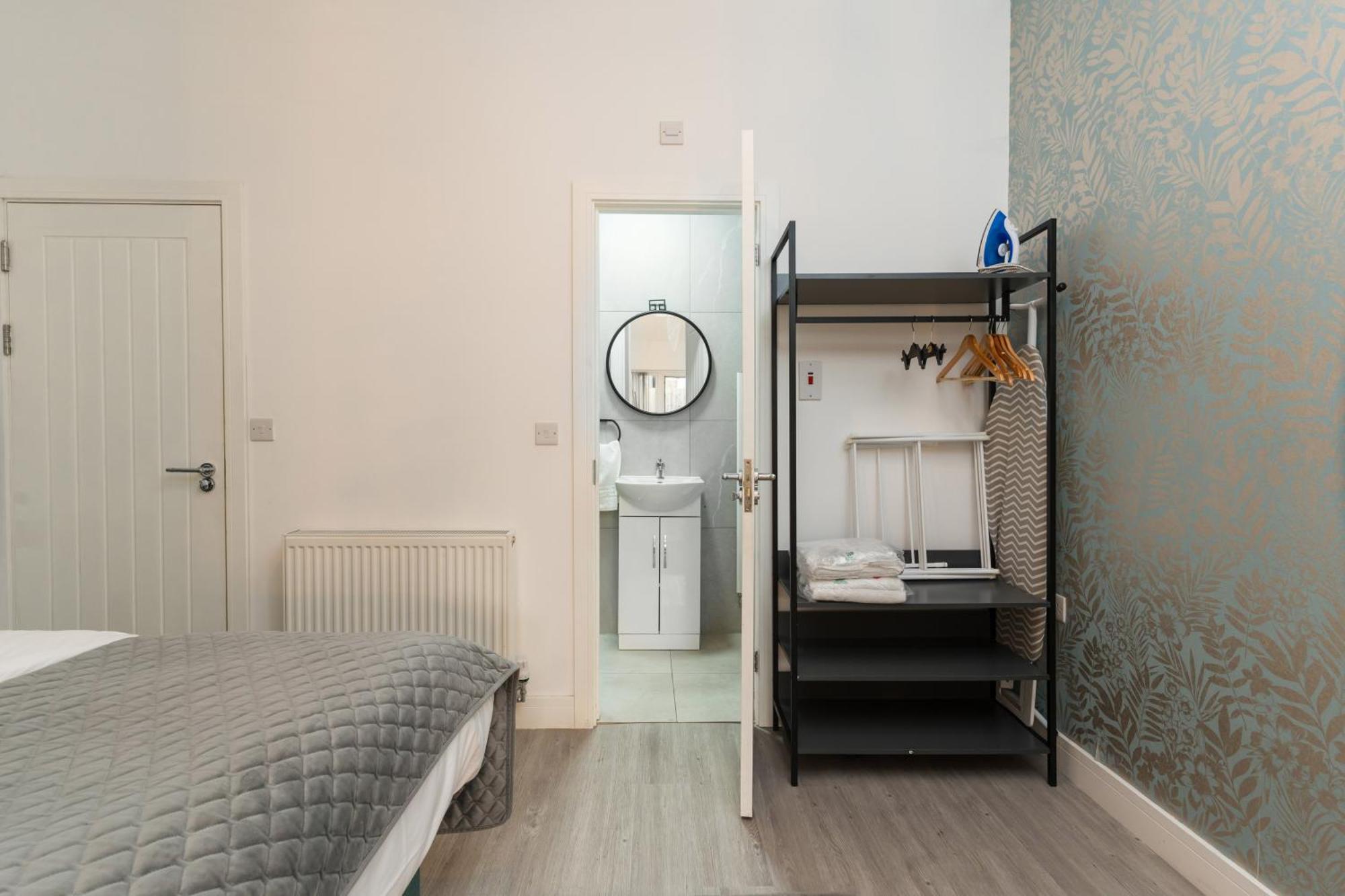 Nottage House Premier Apartments Cardiff Ngoại thất bức ảnh