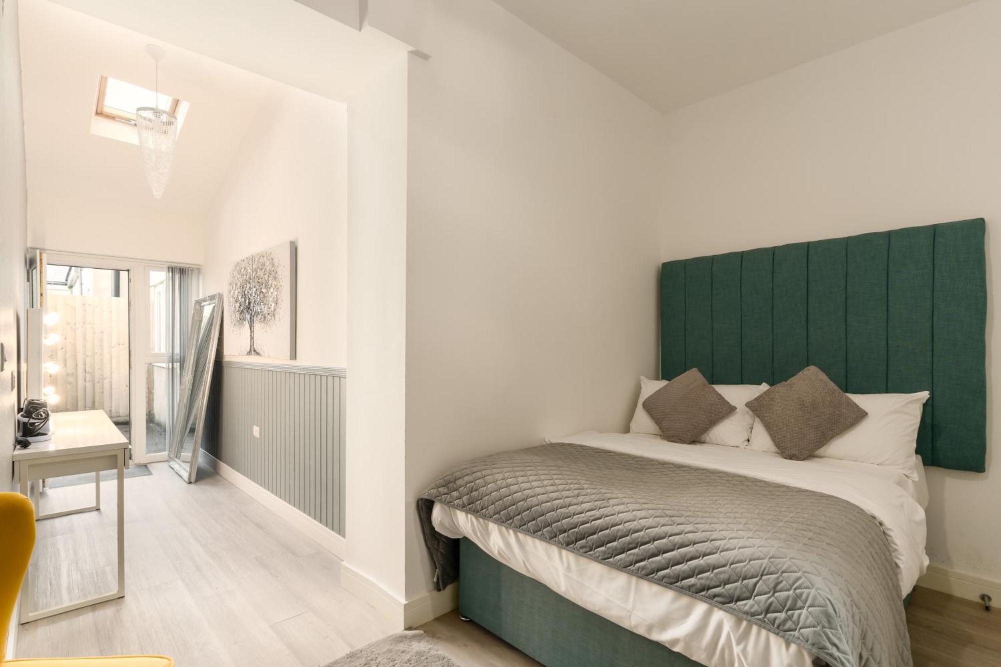 Nottage House Premier Apartments Cardiff Ngoại thất bức ảnh