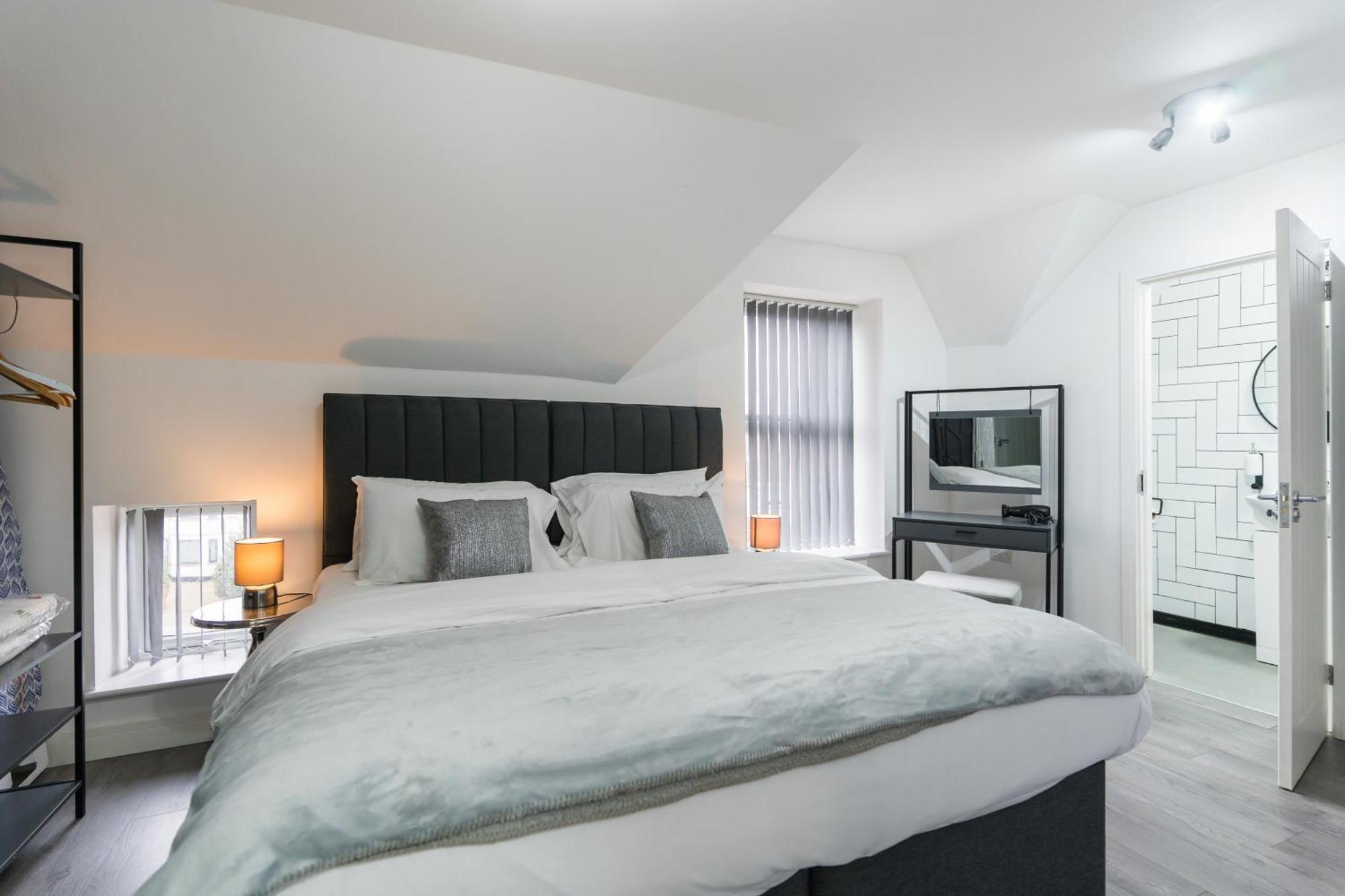 Nottage House Premier Apartments Cardiff Ngoại thất bức ảnh